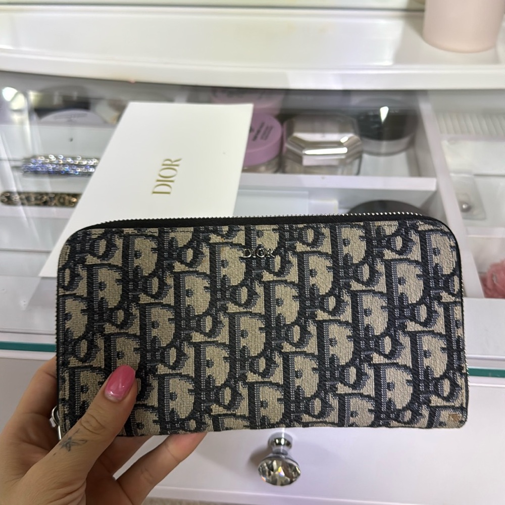 original pricing was $1000 after tax in store